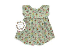 Load image into Gallery viewer, 10/11 Christmas in July
